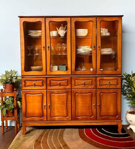 Wooden Showcase Display Cabinet